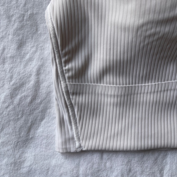 Lululemon Like a Cloud Longline Bra, White, Size 10 - Picture 4 of 6